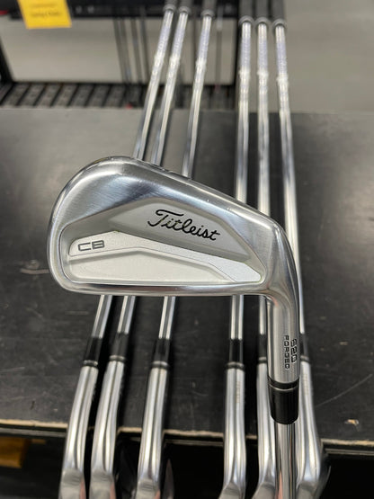 Titleist 620 CB Iron Set (Used)