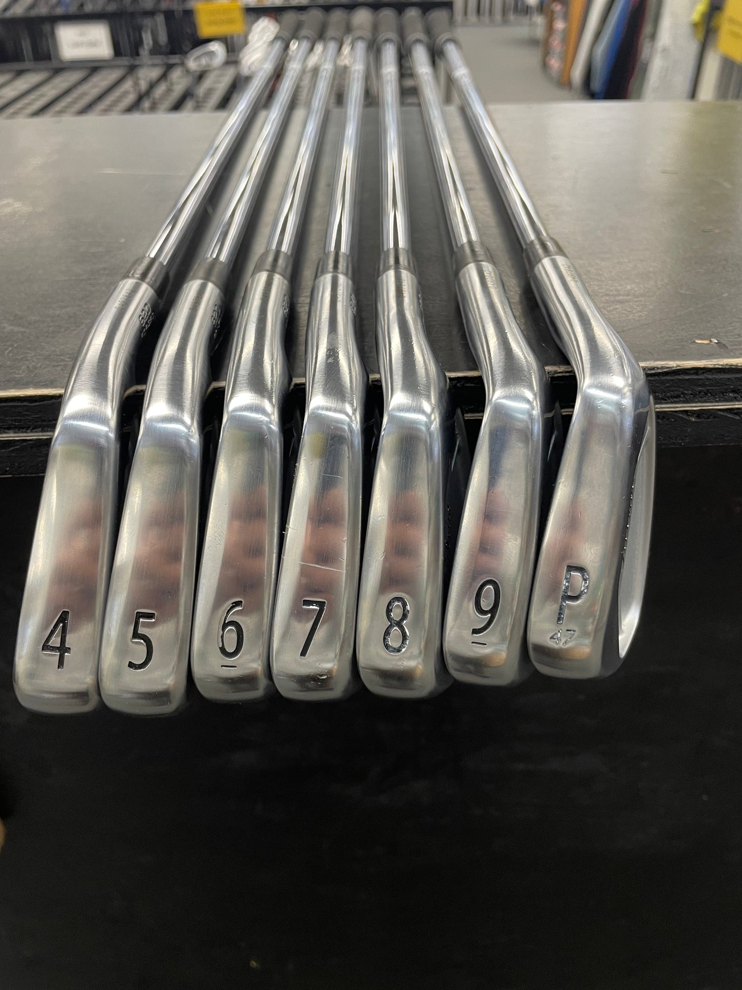 Titleist 620 CB Iron Set (Used)